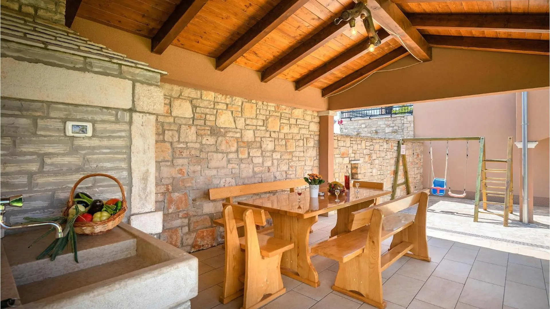 2 Bedroom Gorgeous Apartment In Hr-52215 Vodnjan Κροατία