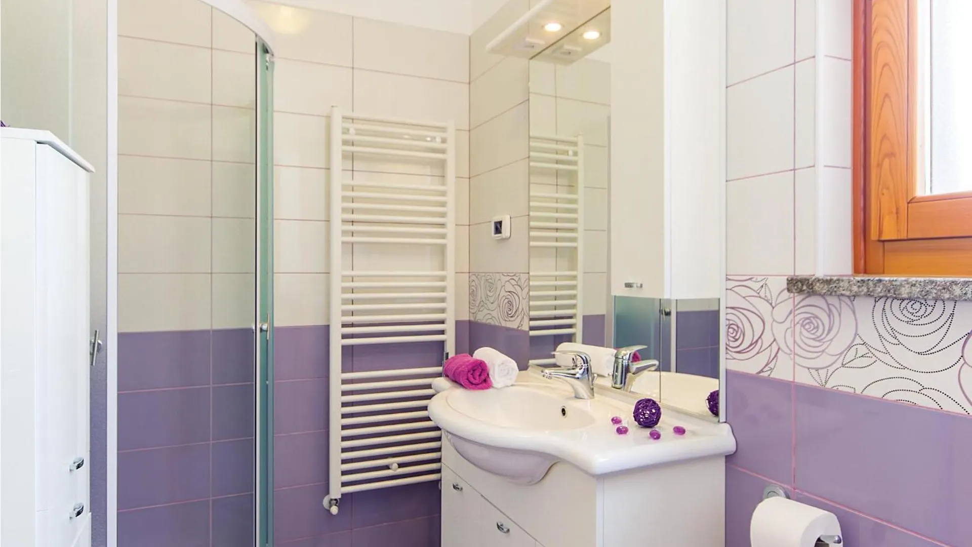 2 Bedroom Gorgeous Apartment In Hr-52215 Vodnjan