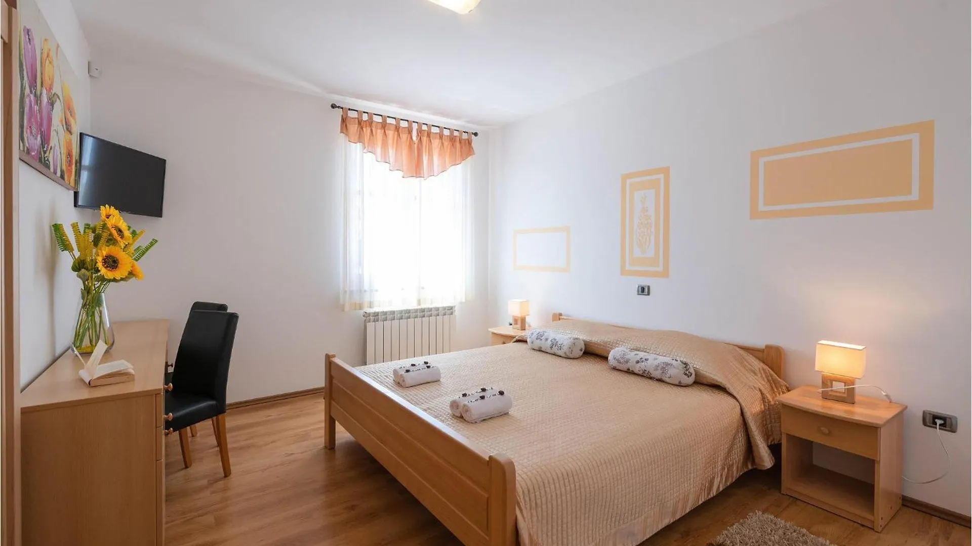 2 Bedroom Gorgeous Apartment In Hr-52215 Vodnjan